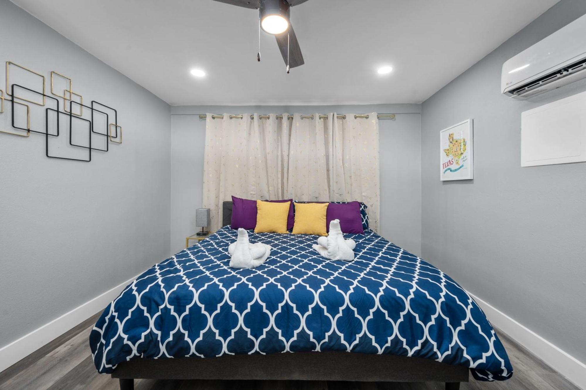 Modern 2Br City Center Getaway With Free Park Houston Bagian luar foto